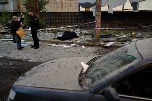 Rusya'nın Füze ve İHA Saldırısı Ukrayna'nın Kiev Bölgesi'nde En Az 16 Kişiyi Öldürdü