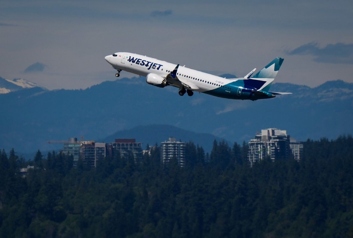 Kanada'nın WestJet Havayolları'nda Uçuş Hostesleri Ücret Tartışması Nedeniyle Grevde
