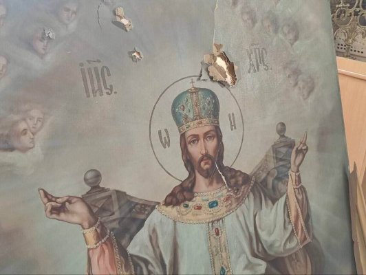 Rusya'nın Saldırısı Tarihi Kutsal Ruh Katedrali'ne Zarar Verdi