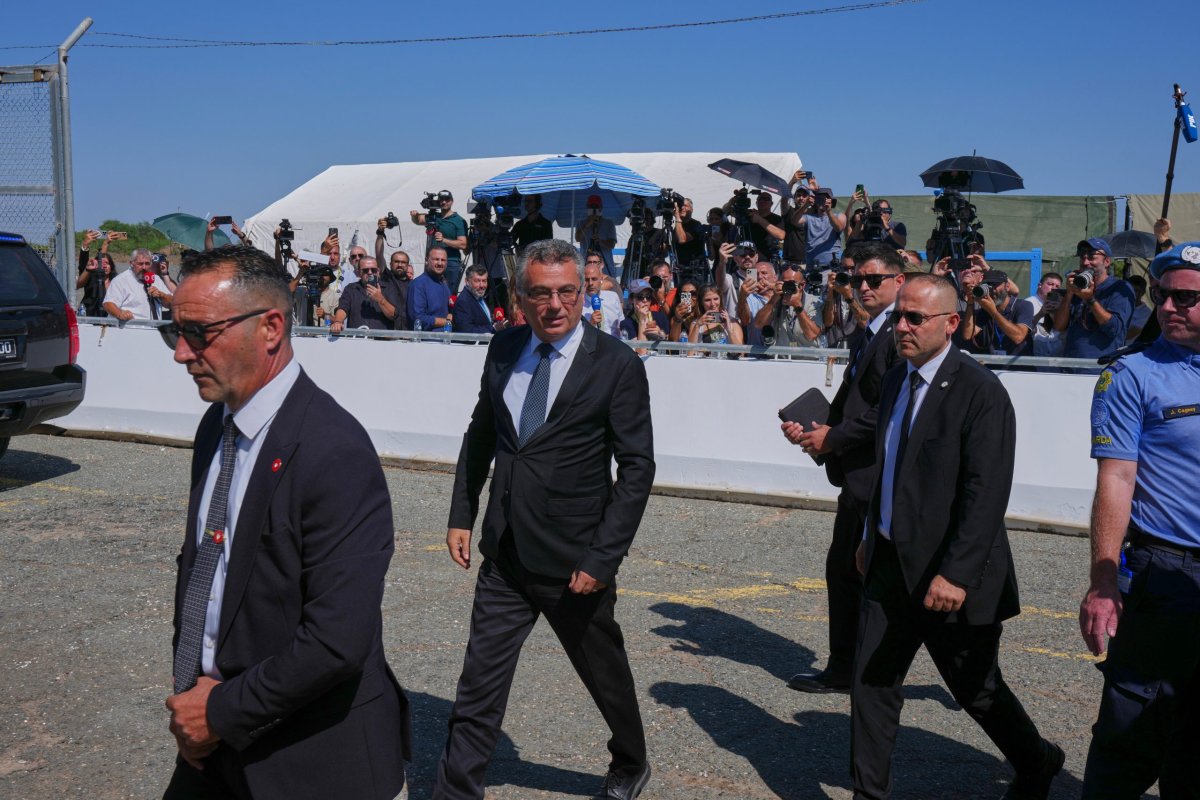 Kıbrıs Görüşmelerinde Yeni Hareketlilik – Erhürman, Hristodulidis ile Sık Sık Görüşmeye Hazır