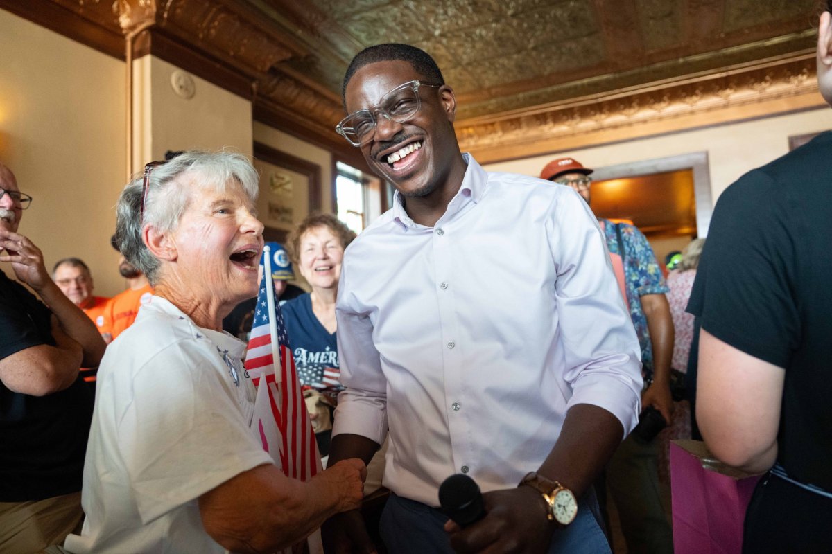 Wisconsin Valisi Demokratik Ön Seçiminde David Crowley Kazandı