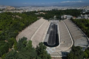 Atina'daki Tüm Mermer Olimpiyat Stadı İlk Kez 100 Yıldan Fazla Süre Sonra Temizleniyor