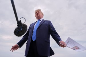 Trump, İran Operasyonları Sırasında USS Lincoln'in Denizde Kalma Süresini Yetersiz Buldu