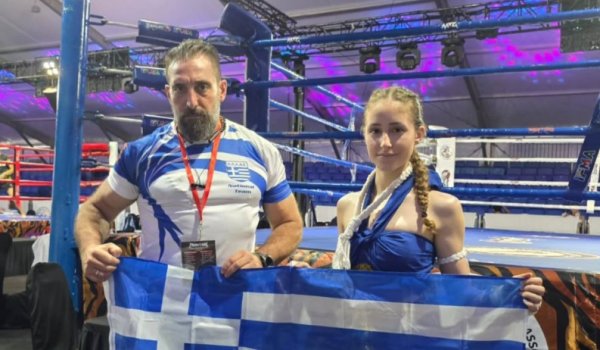 19 Yaşındaki Konstantina Dioletta, Dünya Muay Thai Şampiyonası'nda Bronz Madalya Kazandı