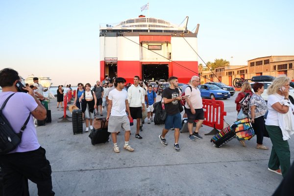 Yaz Sezonu Devam Ederken Yunanistan'da Feribot Trafiği Yoğunlaştı