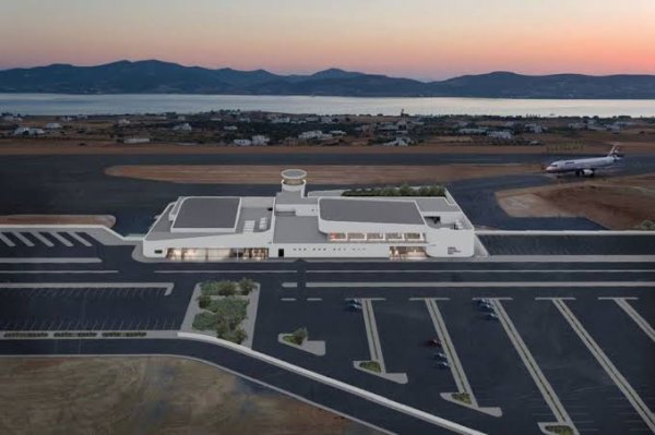 Yunanistan, Paros Havalimanı İçin 45 Milyon Avroluk Yatırımı Onayladı