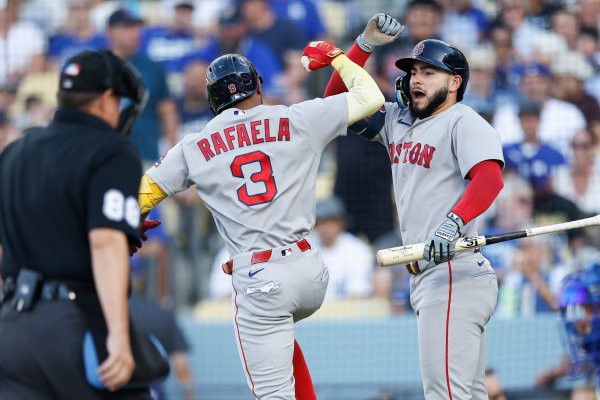 Rafaela 2 Home Run ile Red Sox'un Zaferi