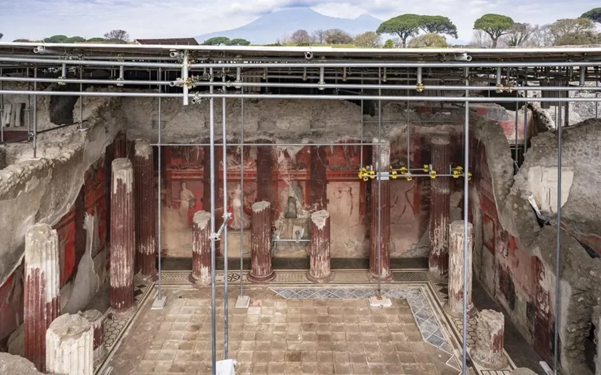 Pompeii'deki Eski Freskolar Yunan Tanrı Dionysus'un Dünyasını Açığa Vuruyor