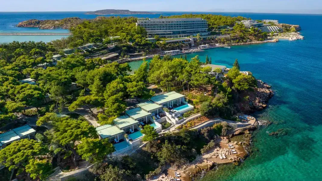 Asteras Vouliagmenis 2025'te Güçlü Finansal Sonuçlar Açıkladı: Four Seasons Kârı Fırladı, Marina Kâra Geçti