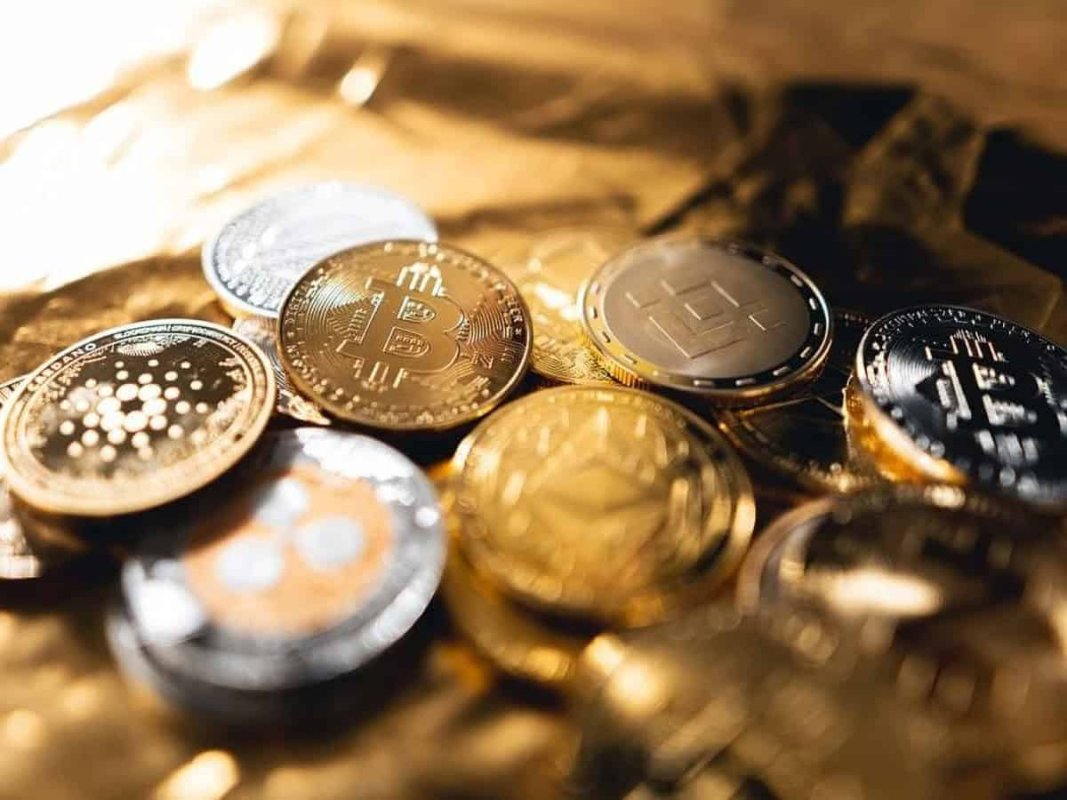 Yunanistan ilk MiCA yetkili kripto sağlayıcılarını karşıladı, düzenleyici Binance iddiasını reddetti