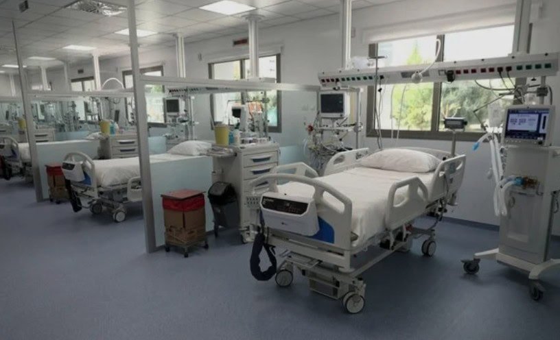 200'den fazla potansiyel ihlal Yunan tıbbi uygulamalarında ve kliniklerinde
