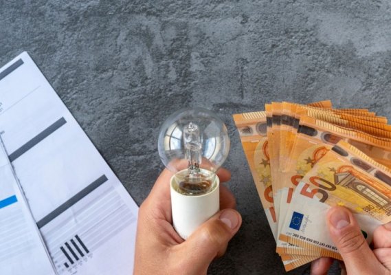 Yunanistan'ın Elektrikte %30 İndirim Planı Zorlu Gerçeklerle Yüzleşiyor