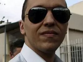 Ilias Kasidiaris cezaevinden çıkışını duyurdu ve Yunan siyaset sahnesine dönmeye hazırlanıyor