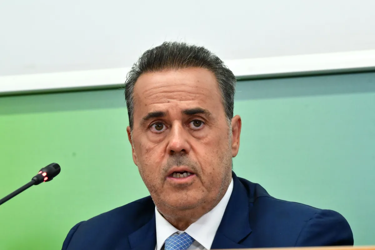 Yunan enerji bakanı New York'a BM Genel Kurulu için gidiyor
