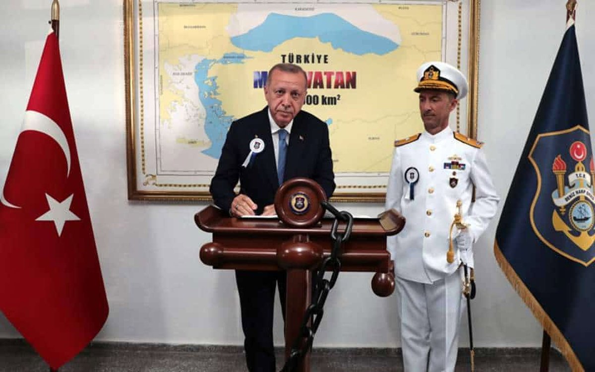 Türkiye'den Yunanistan'a Baskı Artıyor: Tehditler, NAVTEX, Araştırma Gemileri ve 'Mavi Vatan' Hamlesi