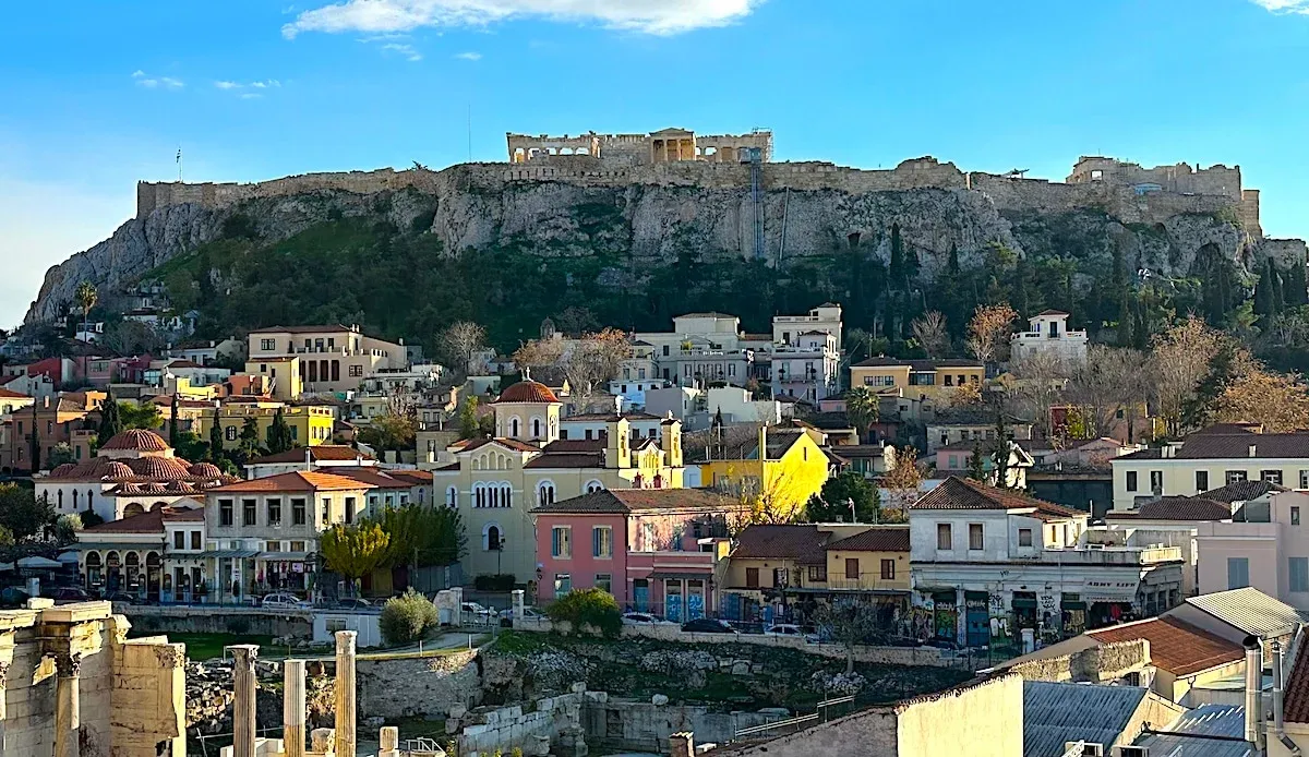 Atina, Paris ve New York'u Geride Bırakarak Yılın Kokteyl Kültürü Şehri Seçildi