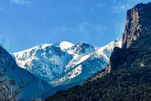 Mount Olympus beyaza büründü, sıcaklıklar düştü