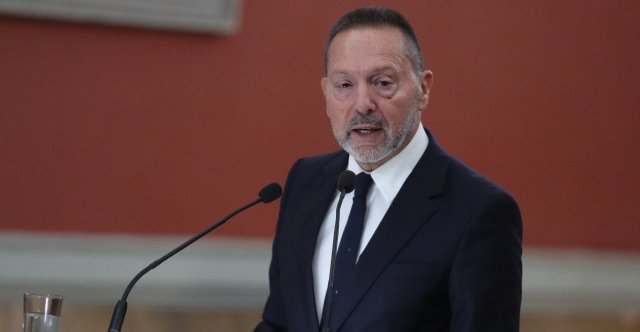 Stournaras: kurum kalitesi iyileşirse Yunanistan üç yıl içinde A notu alabilir