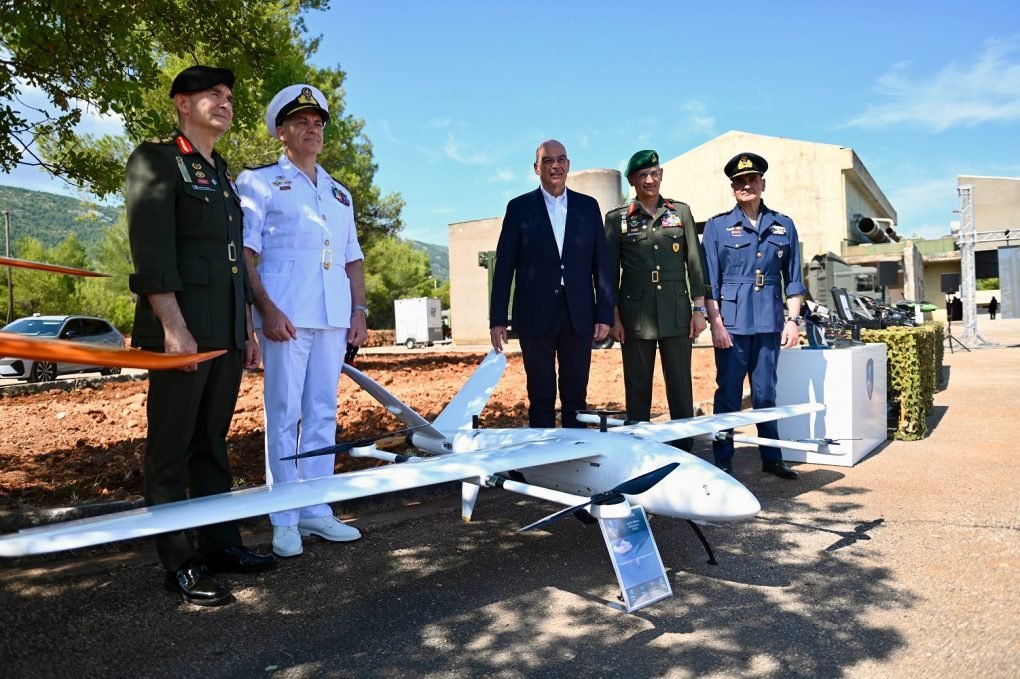 Savunma Bakanlığı'nın üç fabrikasında Yunan yapımı dronlar: 2026'da 15 bin adetten yıllık 1 milyona (fotoğraflar)