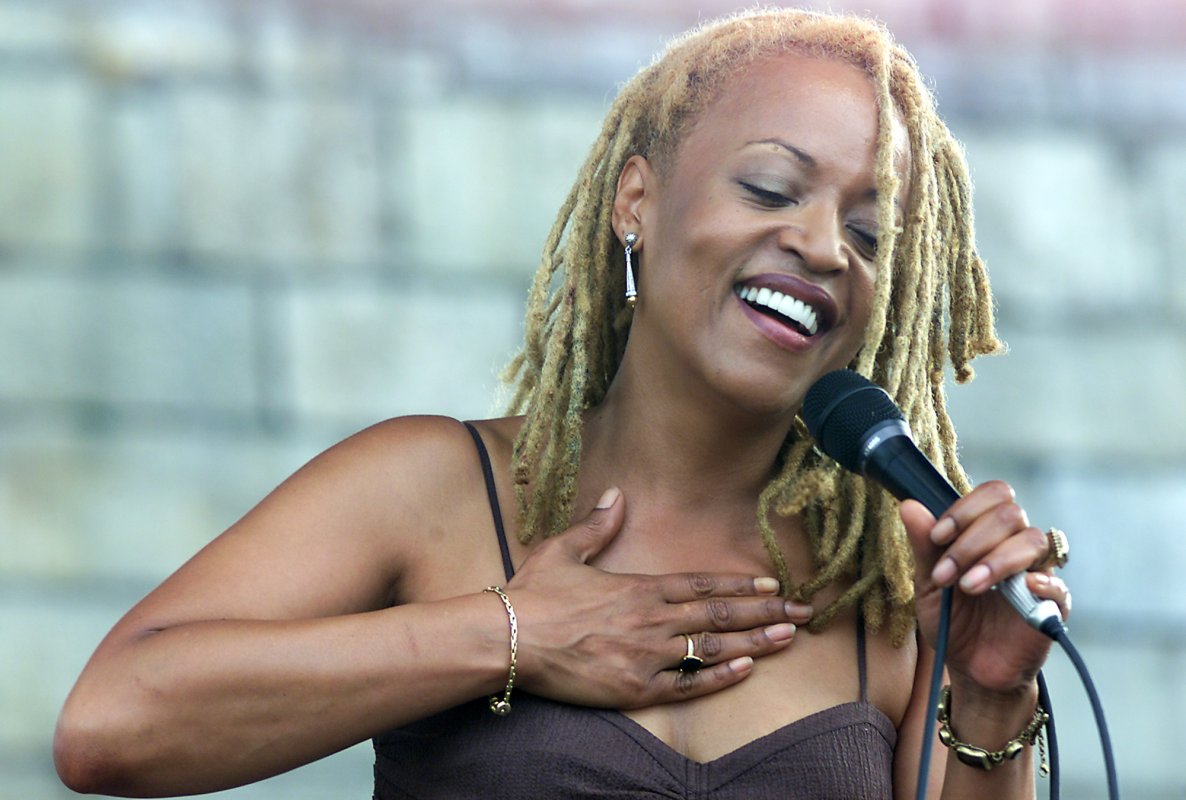 İki Grammy Ödüllü Caz Efsanesi Cassandra Wilson Hayatını Kaybetti