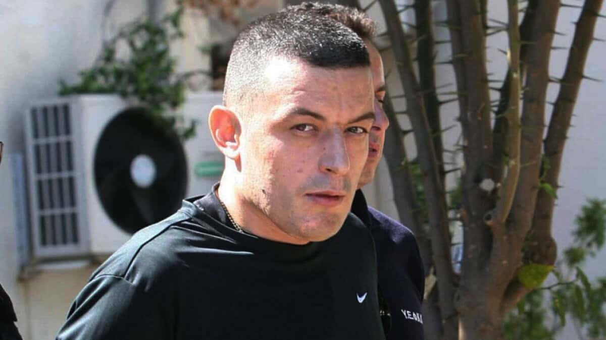 Cezaevi iznindeki Arnavut suçlu plaj barı silahlı saldırısıyla bağlantılı