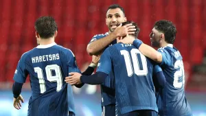 Greece son dakikada geri dönerek Serbia'yı Nations League'de yendi