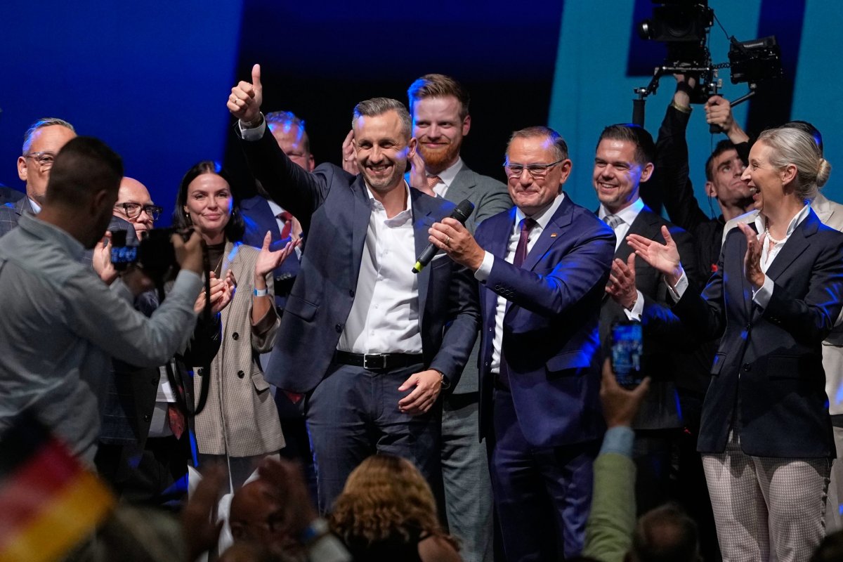 Aşırı Sağcı AfD Eyalet Seçiminde Büyük Zafer Kazandı Ancak Çoğunluğu Sağlayamadı