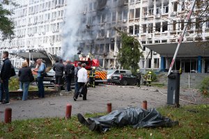 Rusya, Zelenskiy'nin BM konuşmasından saatler önce Kyiv'i dronlarla vurdu, 2 ölü 23 yaralı