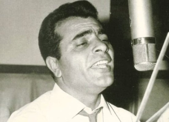 Bir milletin sesi: Stelios Kazantzidis'i 25 yıl sonra anmak
