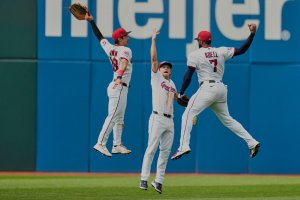 Geç sezon rallisi AL Central yarışını tersine çevirdi, Guardians White Sox'un önüne geçti
