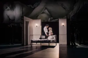 National Theatre Live Atina'da Les Liaisons Dangereuses'i gösterime sunuyor