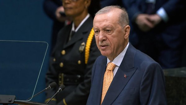Erdogan BM'den Yunanistan'a mesaj gönderdi, Ege'de gerilim yeniden tırmandı