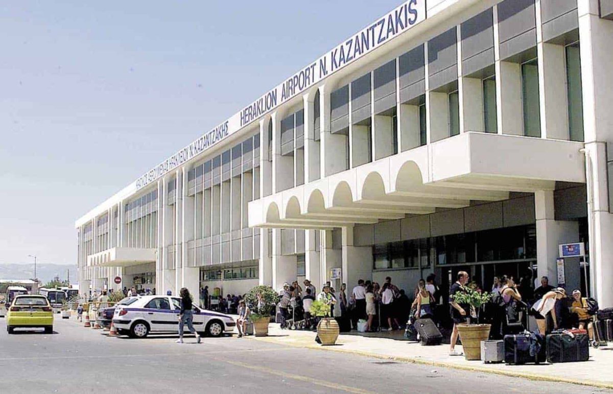 Yunanistan Avrupa'nın en yüksek yaz uçuş aksama oranını kaydetti
