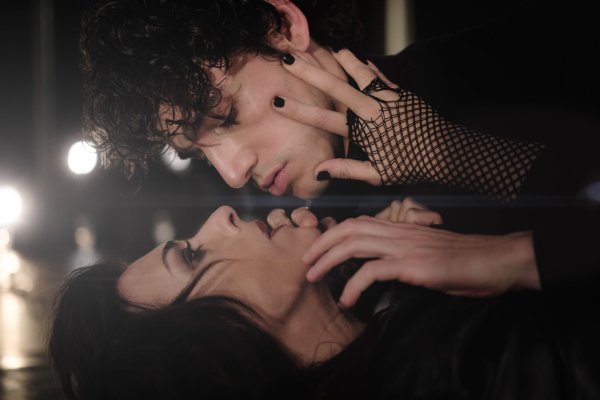 Dimitris Tarlow, Poreia Theatre’ın Sophokles’in ‘Electra’ filminin dünya prömiyeri hakkında, 11 ekim