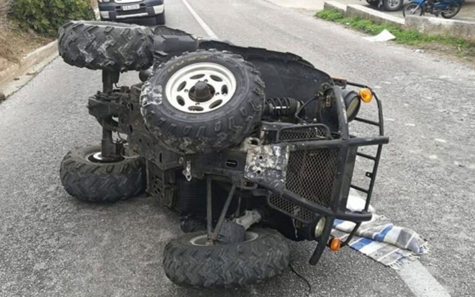 Paros'ta 8 yaşındaki çocuk ATV kullanırken yakalandı