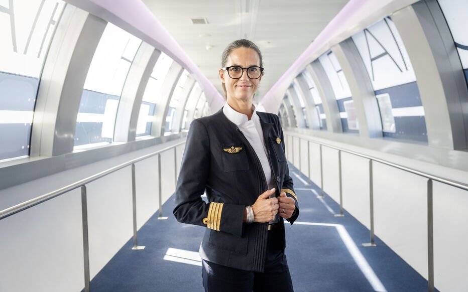 Air France Papa 14. Leo'yu Fransa'da uçurmak için kadın pilot seçti