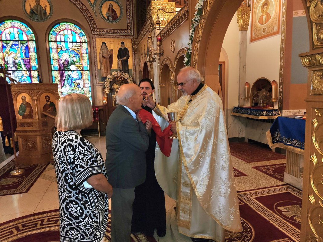 New Jersey'deki Aziz Dimitrios Kilisesi'nde Meryem Ana'nın Doğuşu Bayramı Kutlandı