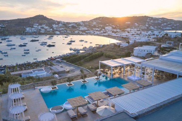 Mykonos'ta Kalabalıklardan Uzak Bir Cennet: Once in Mykonos Otel İncelemesi
