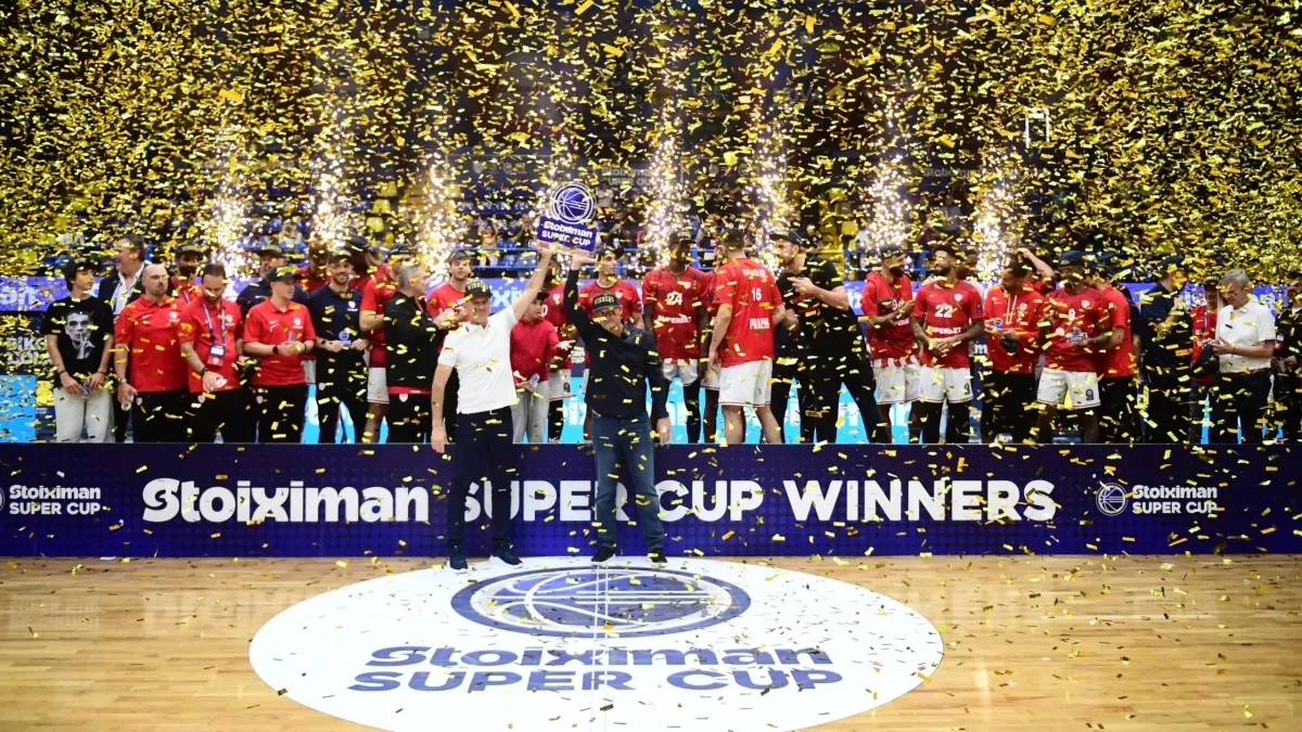 Olympiacos BC PAOK'un geri dönüşünü püskürterek Yunan Süper Kupası'nı kazandı