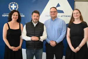 Melbourne'den gelen Yunan öğrenciler anavatanı keşfediyor