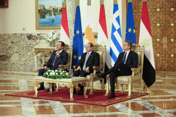 Christodoulides, es-Sisi ve Miçotakis bugün El Alamein'de buluşuyor