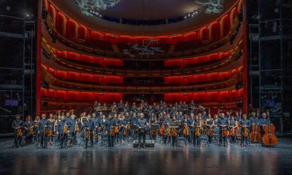 Maestro Vassilis Christopoulos, GNO'nun Kazantzakis konseri ve Carnegie Hall'daki ilk çıkışı hakkında