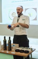 Atina bu kasımda ileri seviye zeytinyağı sommelier programına ev sahipliği yapacak