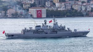 Türk askeri tatbikatı yurtiçi televizyon izleyicisi için sahnelendi