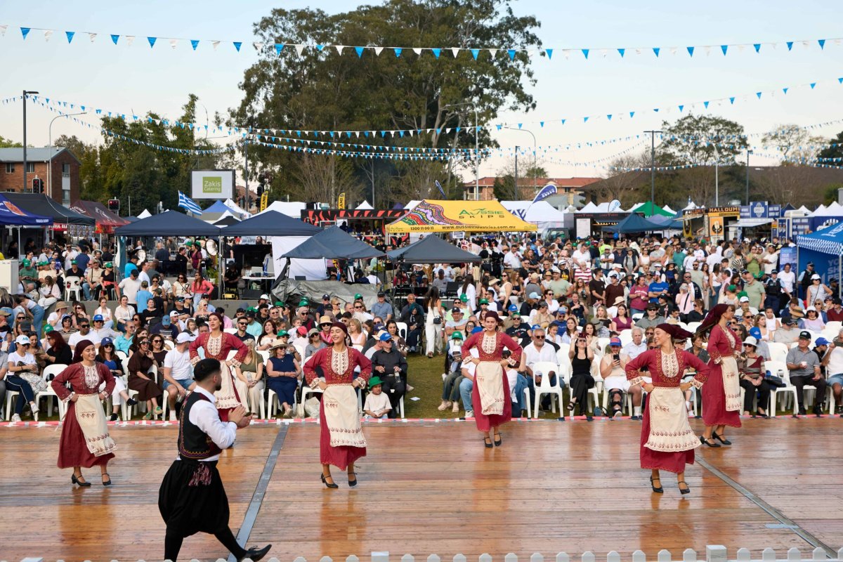 Let's Go Greek Festivali 2026'da Parramatta'yı Aydınlattı