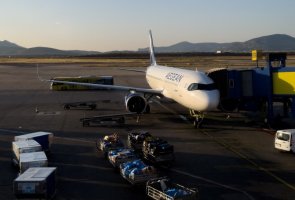 Yunan havayolu Aegean Airlines ilk yarıda zarar açıkladı, yakıt maliyetleri ve Orta Doğu etkili oldu