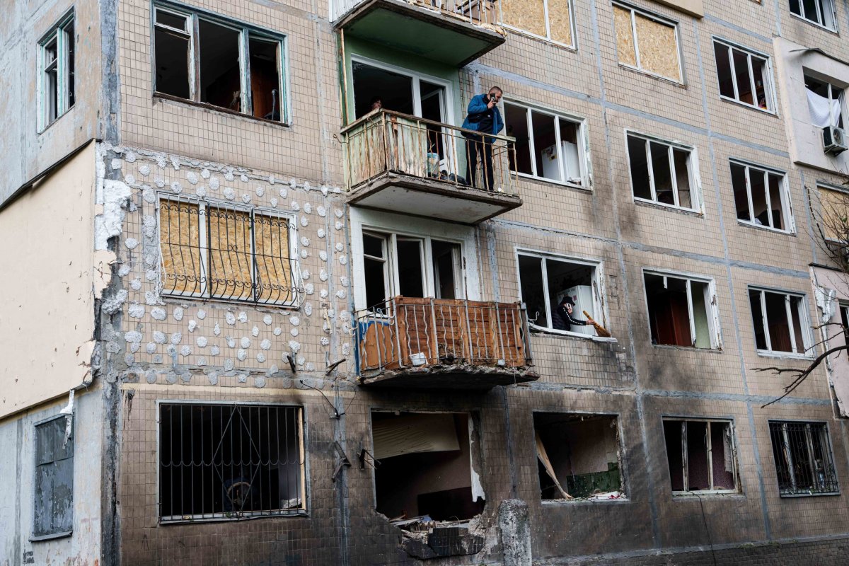 Kıdemli NATO Komutanı Putin'in Ukrayna Savaşı Sürerken Daha Cesur ve Riski Kabul Edilebilir Olduğunu Uyardı