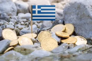 Yunanistan 1 Nisan'dan itibaren asgari ücreti yükseltiyor