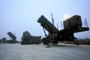 Yunanistan AB savunma projelerinin beşinden dördüne katılacak