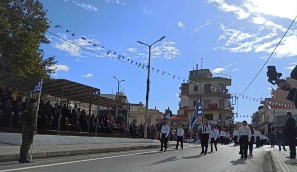İskeçe kurtuluşunun 107. yılını askeri geçit töreniyle anıyor
